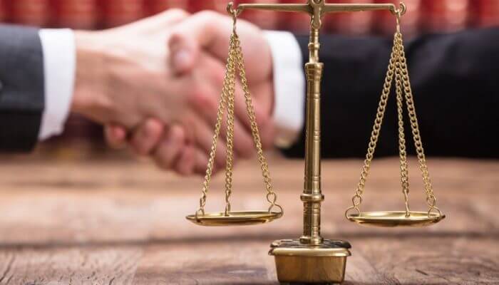 Ceza Davalarında Avukat Tutmanın Önemi